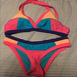 Roxy Golden Girl bikini